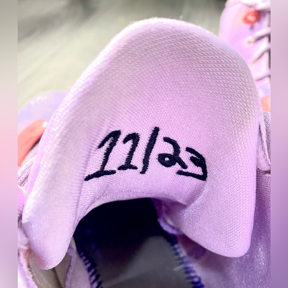 2021
Kyrie 7 'Daughters' - Picture 5 of 6